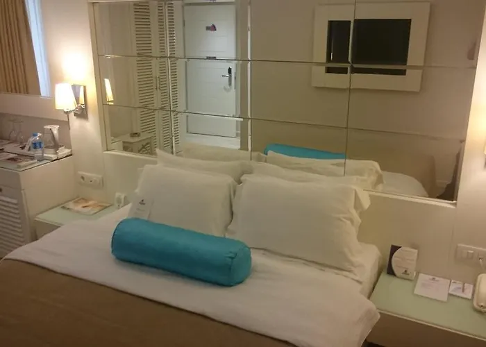 Alesta 아파트 페티예