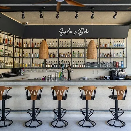 Alesta * 费特希耶